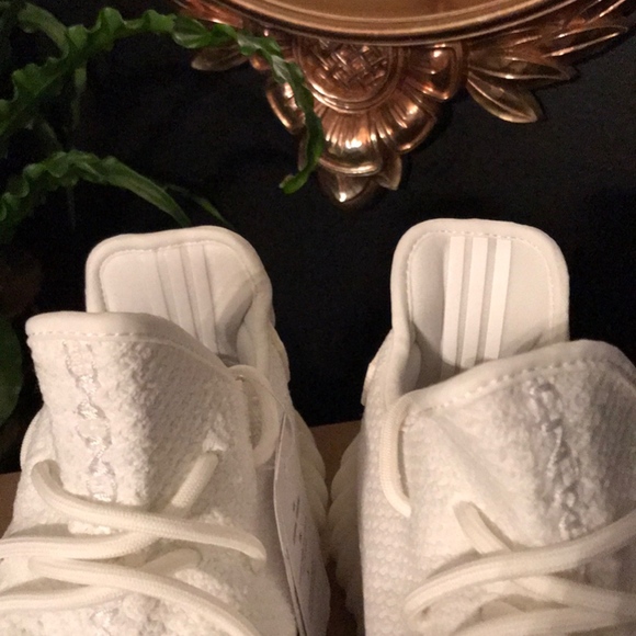 Yeezy Boost 350 White - Picture 8 of 8
